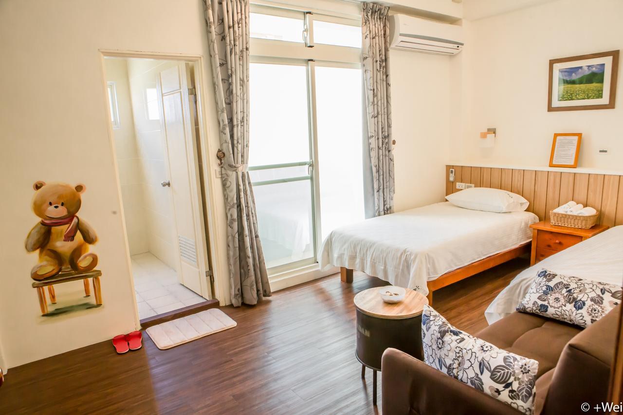 Shining Forest Hostel Hualien City Exterior photo